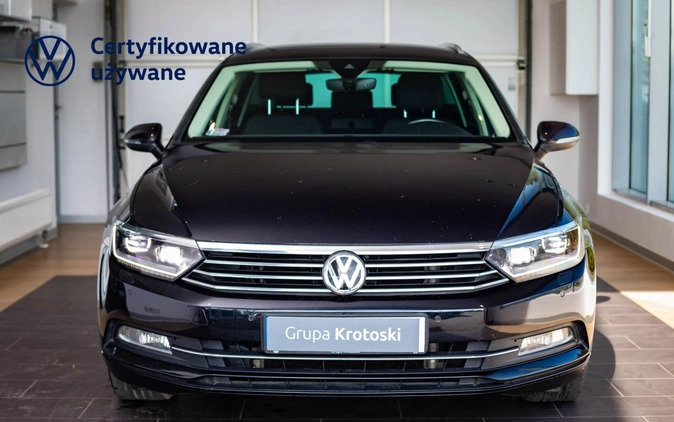 Volkswagen Passat cena 69900 przebieg: 137070, rok produkcji 2017 z Łódź małe 781